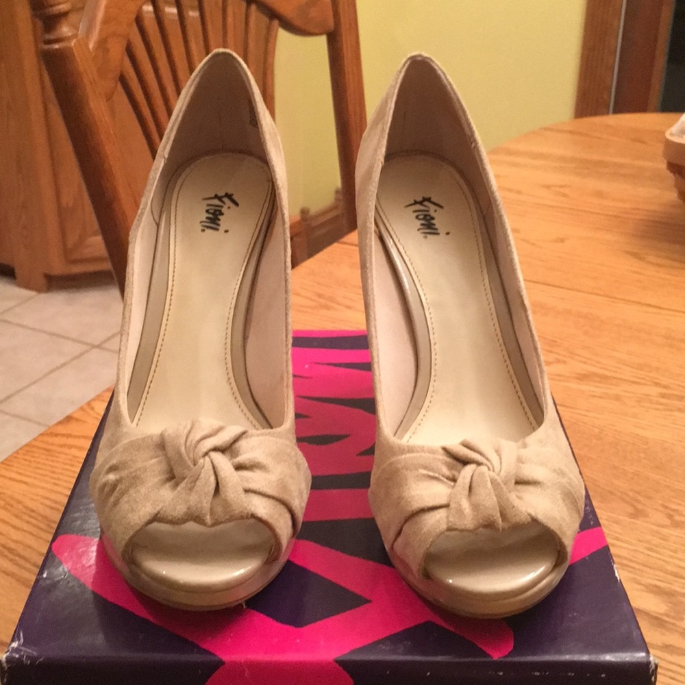 Fioni dress shoes